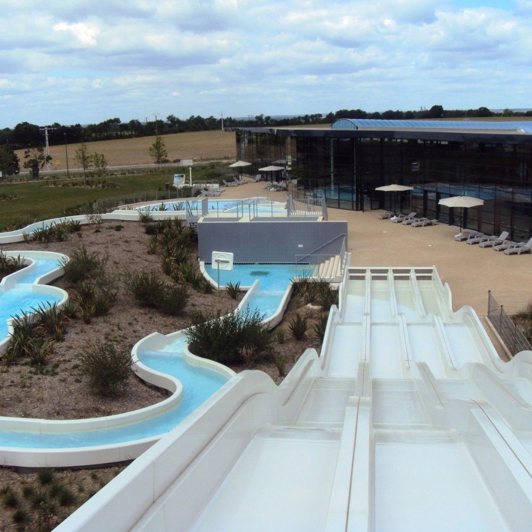 Piscine et Spa Aquagolfe Surzur + balnéo